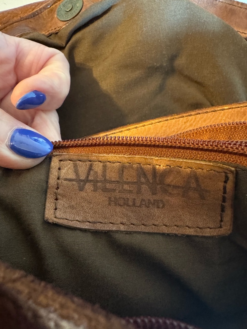 Vilenca - Holland Brown Leather Backpack - Picture 7 of 8